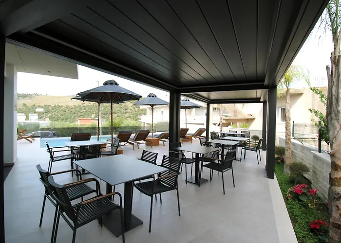Ionian'S Breeze Hotel