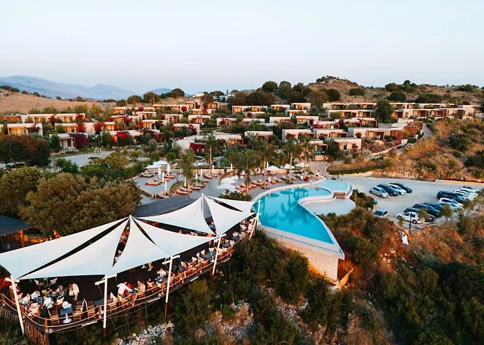 ARAMERAS Resort