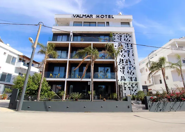 Valmar Hotel